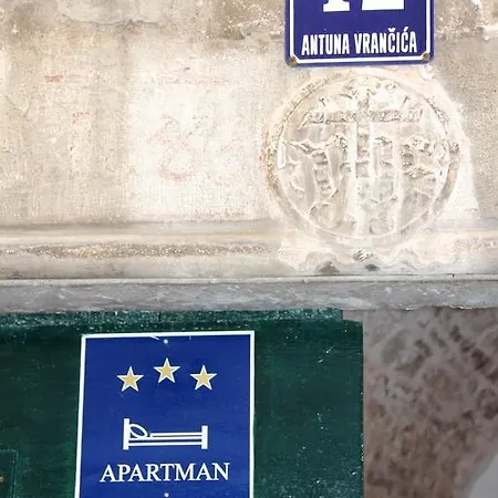 Andrea Apartman *